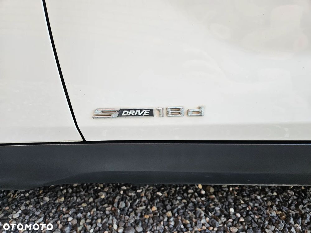BMW X1 sDrive18d Sport Line - 14