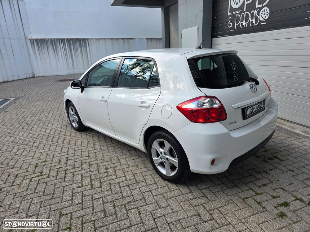 Toyota Auris 1.33 VVT-i Exclusive - 8