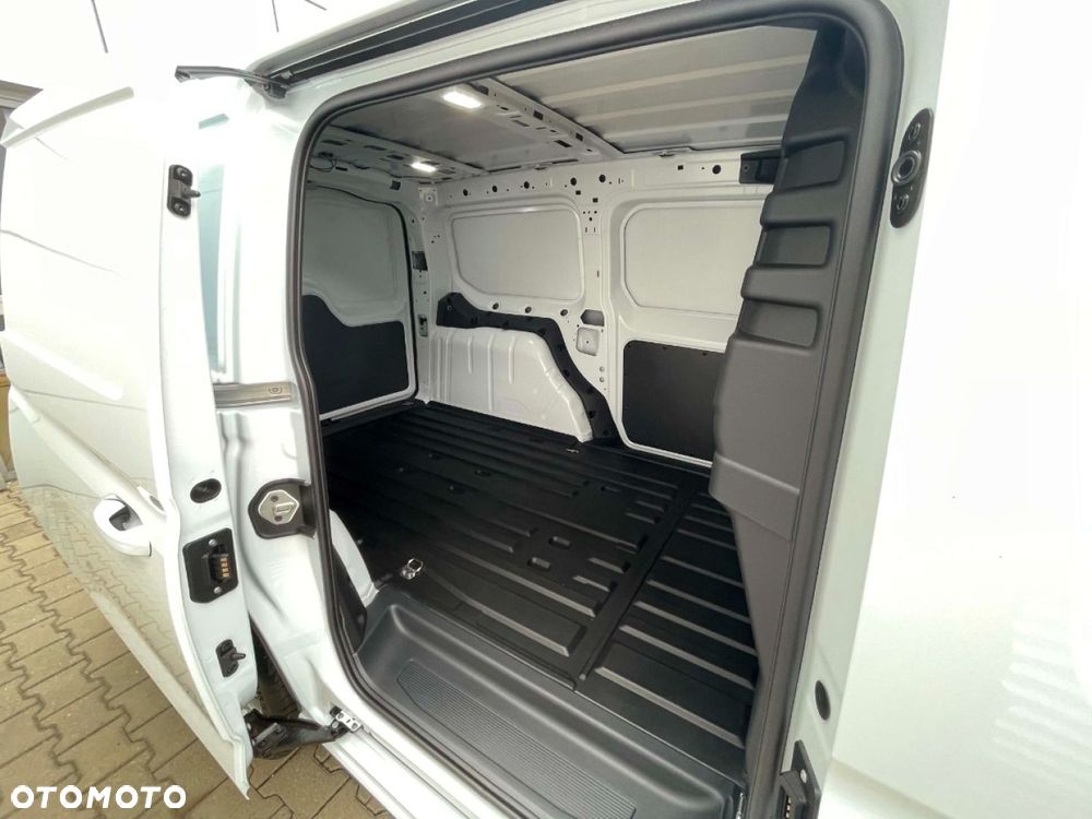Ford Transit Connect - 6