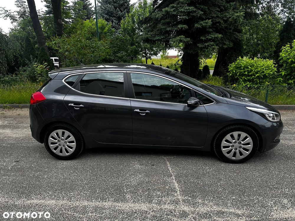 Kia Ceed 1.6 GDI L DCT - 3