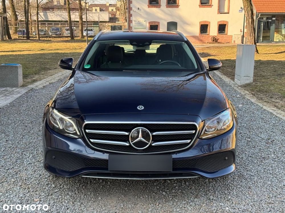 Mercedes-Benz Klasa E - 1