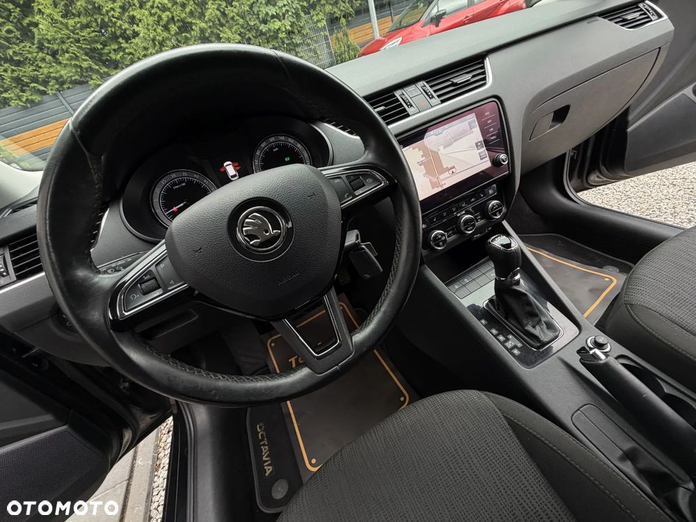 Skoda Octavia 2.0 TDI SCR Style DSG - 31