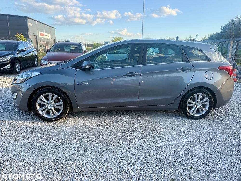 Hyundai i30 i30cw 1.4 CRDi Trend - 13