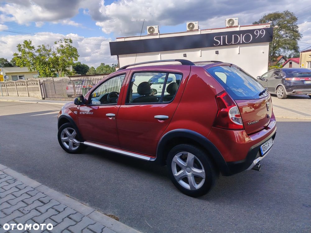 Dacia Sandero - 4