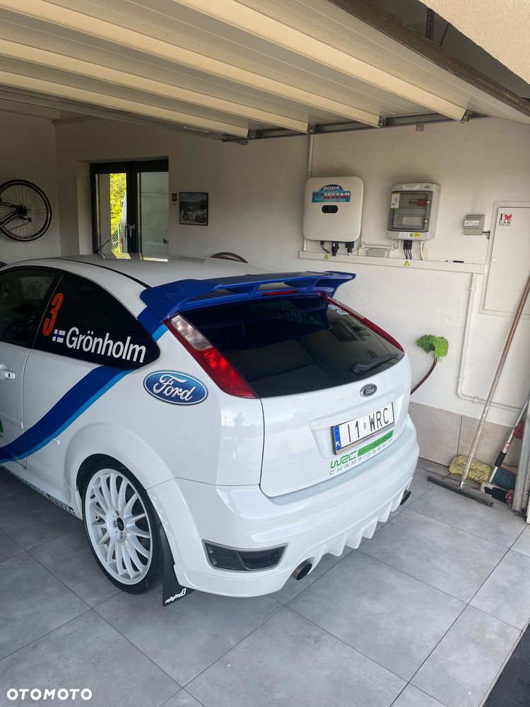 Ford Focus - 11