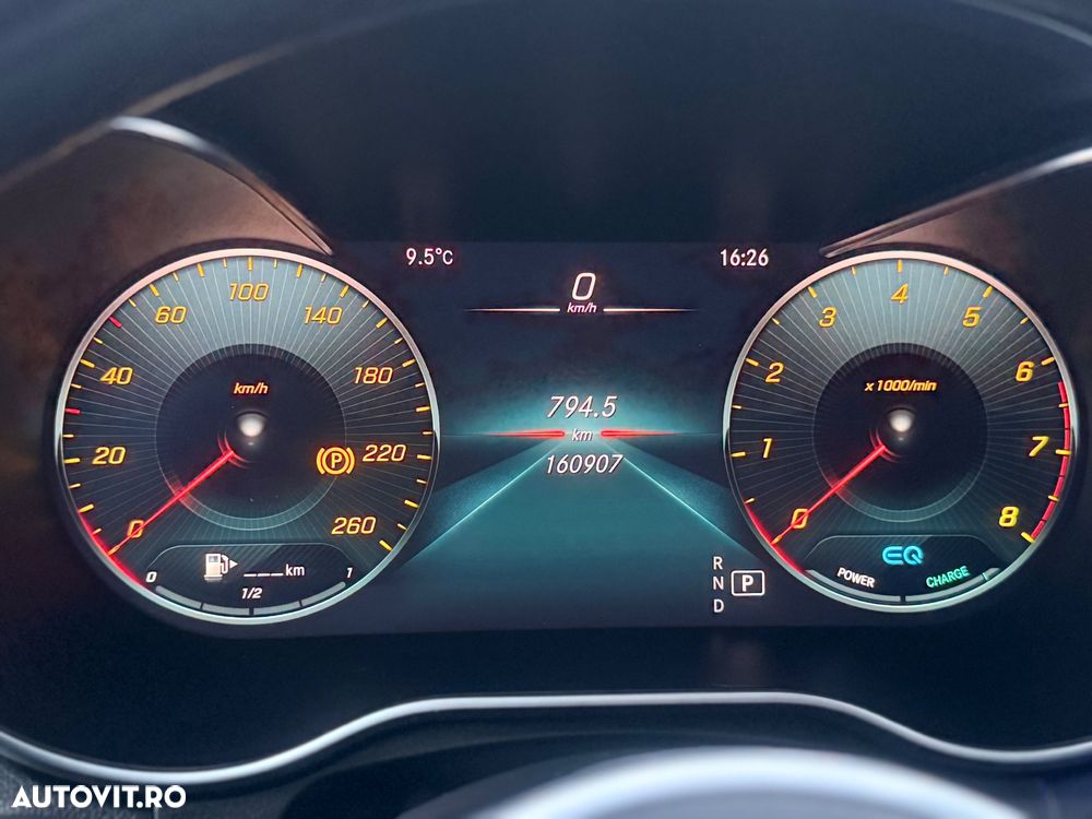 Mercedes-Benz GLC Coupe 300 4MATIC MHEV - 8