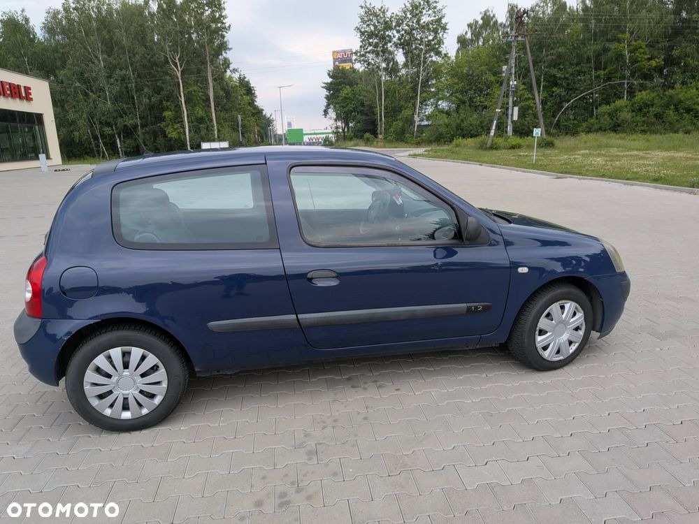 Renault Clio - 2