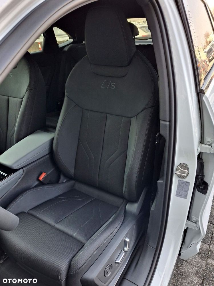 Audi Q3 Sportback - 12