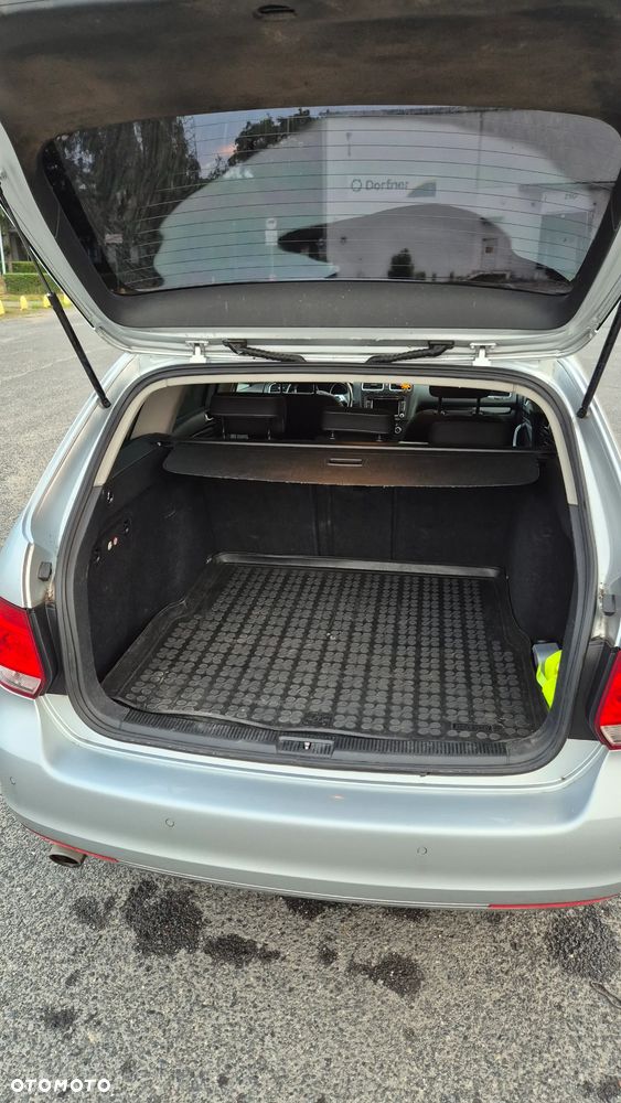 Volkswagen Golf 1.6 TDI Comfortline - 9