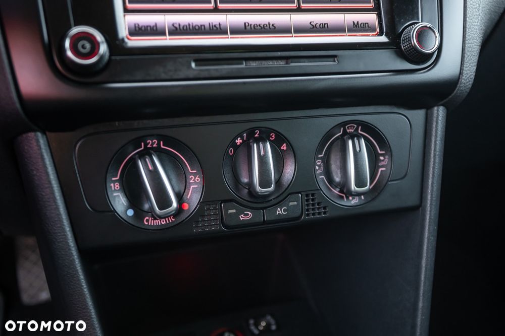 Volkswagen Polo - 26