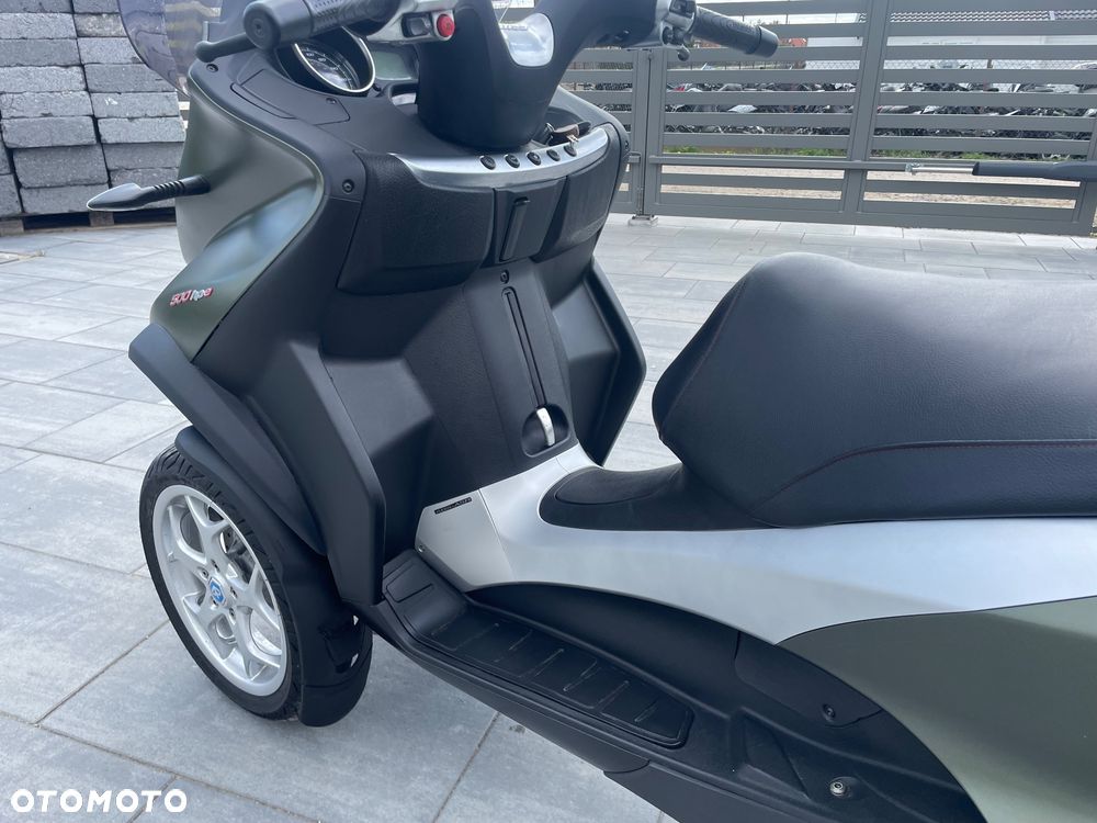 Piaggio MP-3 - 11
