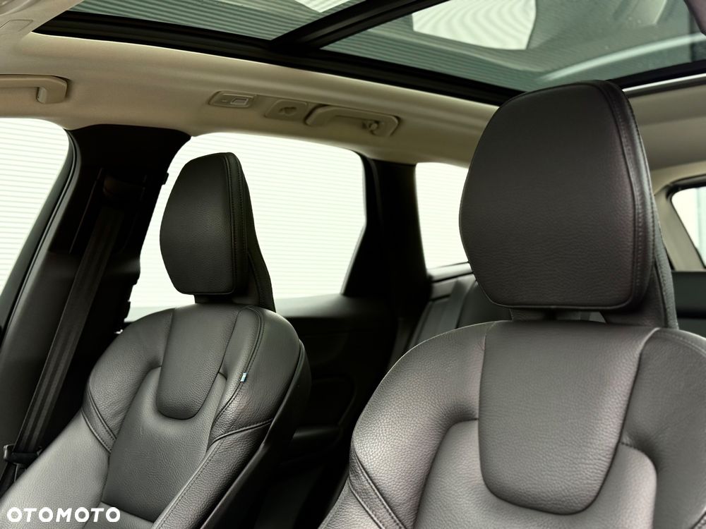 Volvo XC 60 B4 D Geartronic Inscription - 24