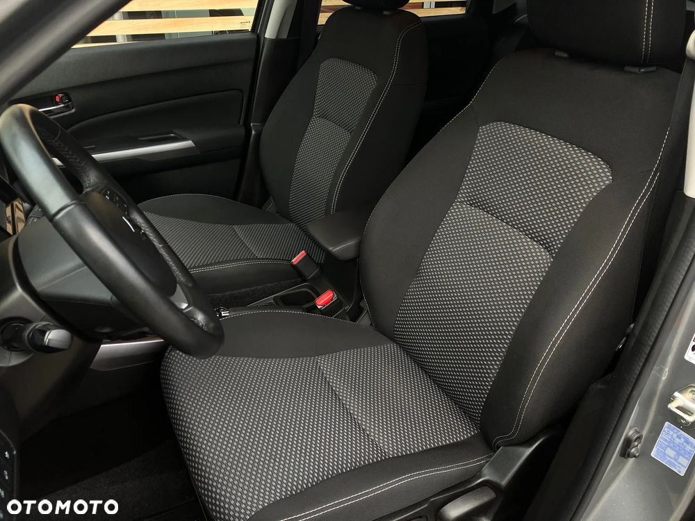 Suzuki Vitara 1.4 Boosterjet SHVS Premium 4WD - 33