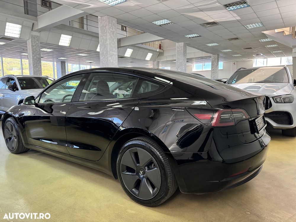 Tesla Model 3 Langstreckenbatterie Allradantrieb Dual Motor - 12