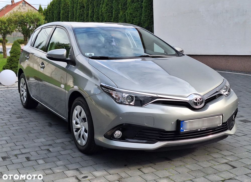Toyota Auris 1.6 Premium Comfort - 15