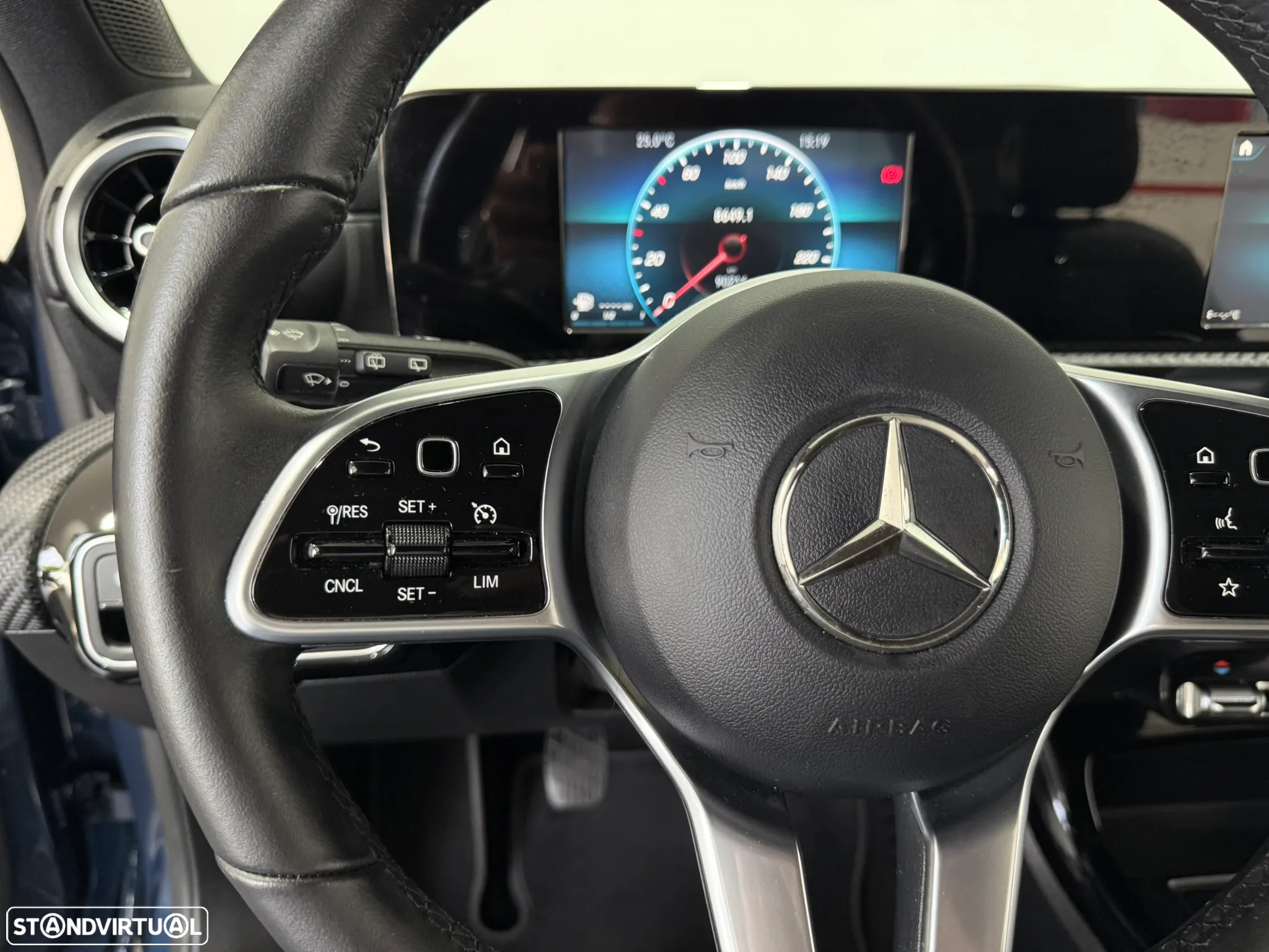 Mercedes-Benz A 180 d Progressive - 23