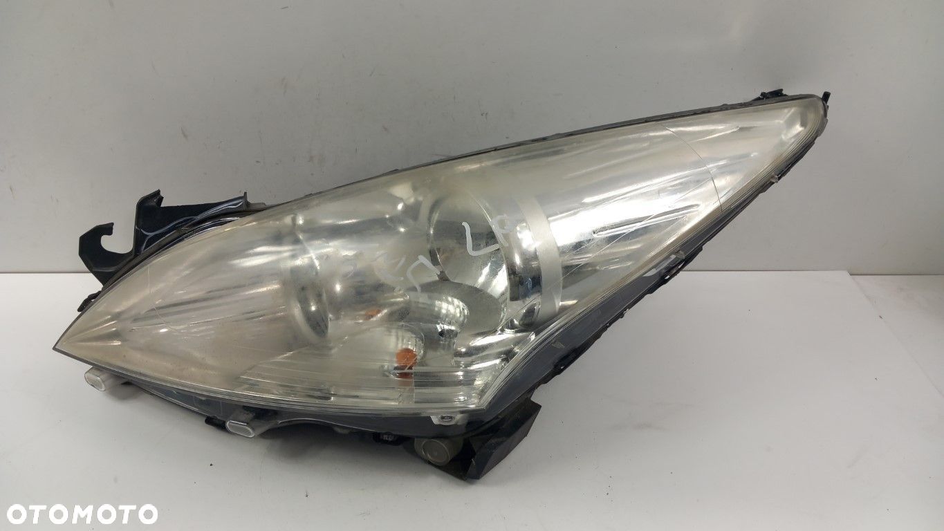 PEUGEOT 5008 I LAMPA PRZÓD LEWA - 1
