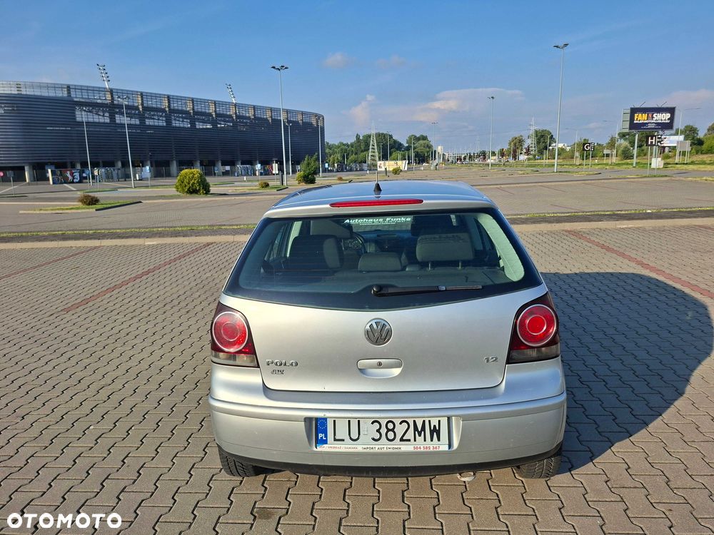 Volkswagen Polo - 8