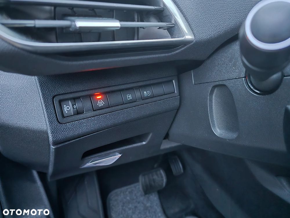 Peugeot 3008 1.6 PureTech Hybrid PHEV Allure Pack S&S EAT8 - 19