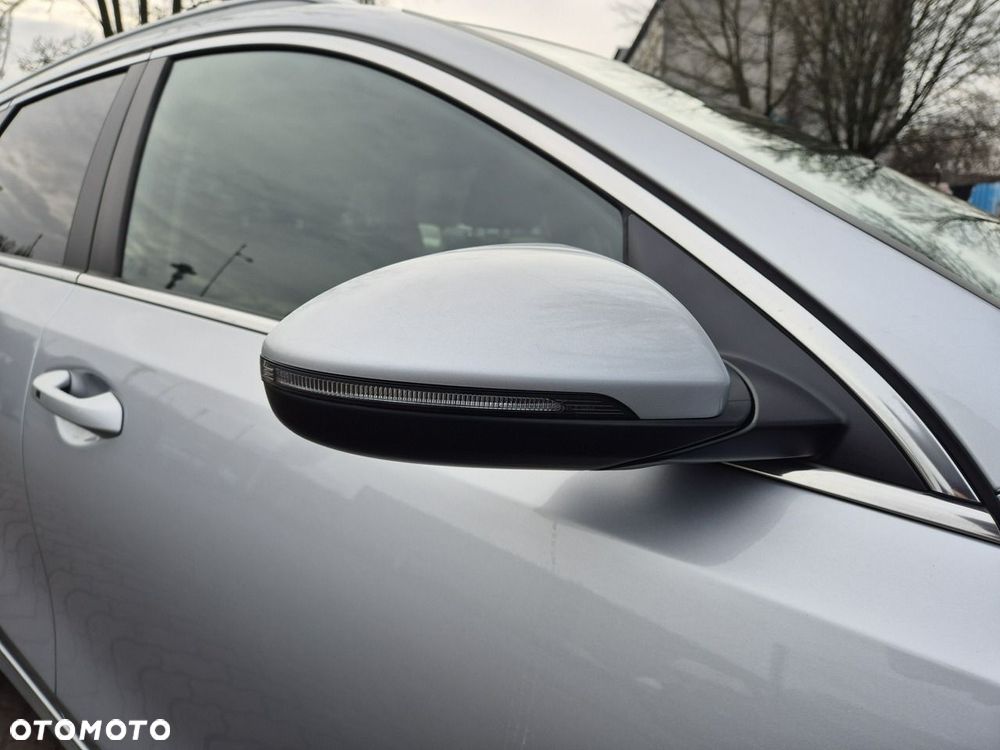 Kia Ceed 1.6 GDI PHEV L Business Line DCT - 17