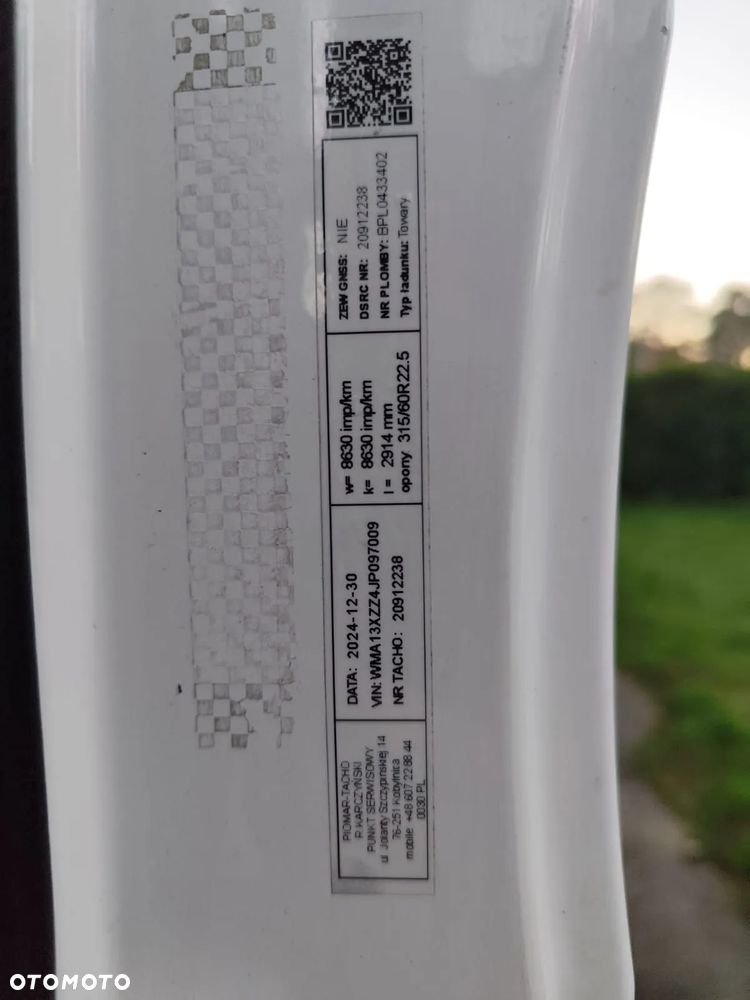 Mercedes-Benz 18460 - 10