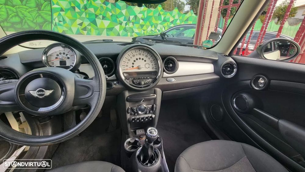 MINI Clubman Cooper D Bond Street - 11