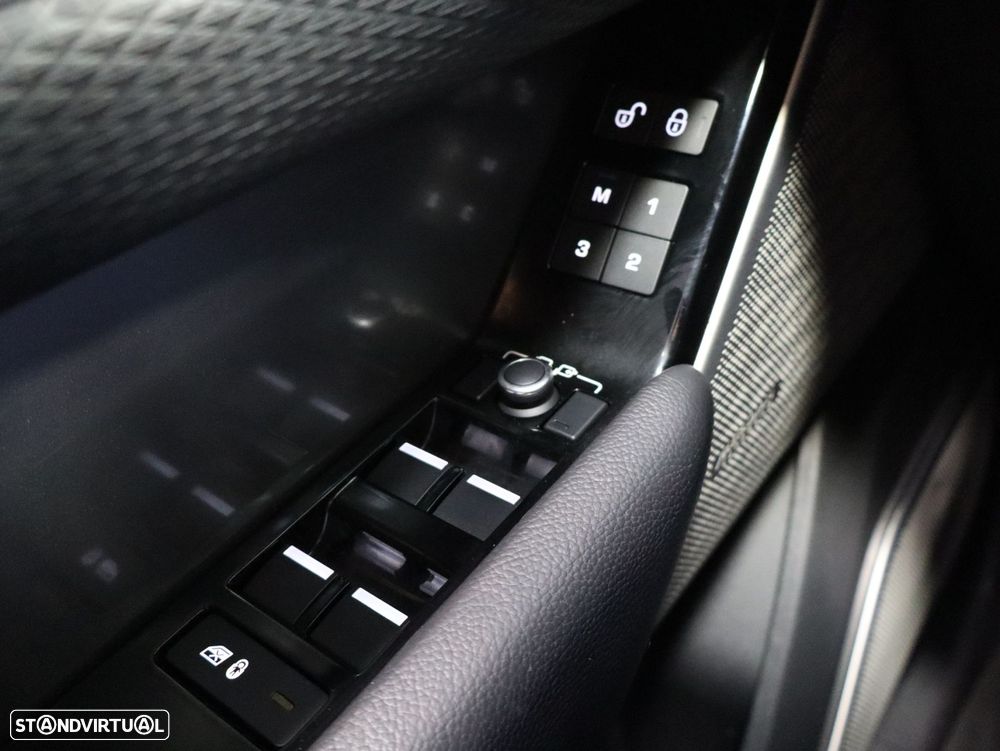 Land Rover Range Rover Velar 2.0 D R-Dynamic - 19