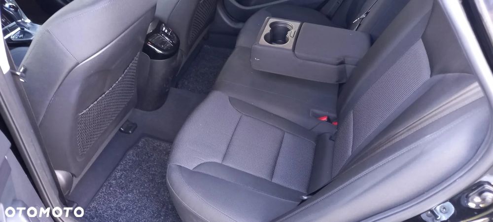 Hyundai i40 Kombi 1.7 CRDi DCT Premium - 18