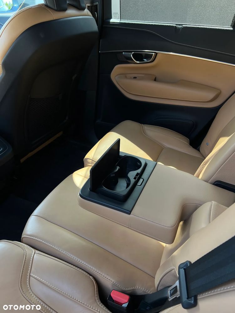 Volvo XC 90 B5 D AWD Inscription - 24