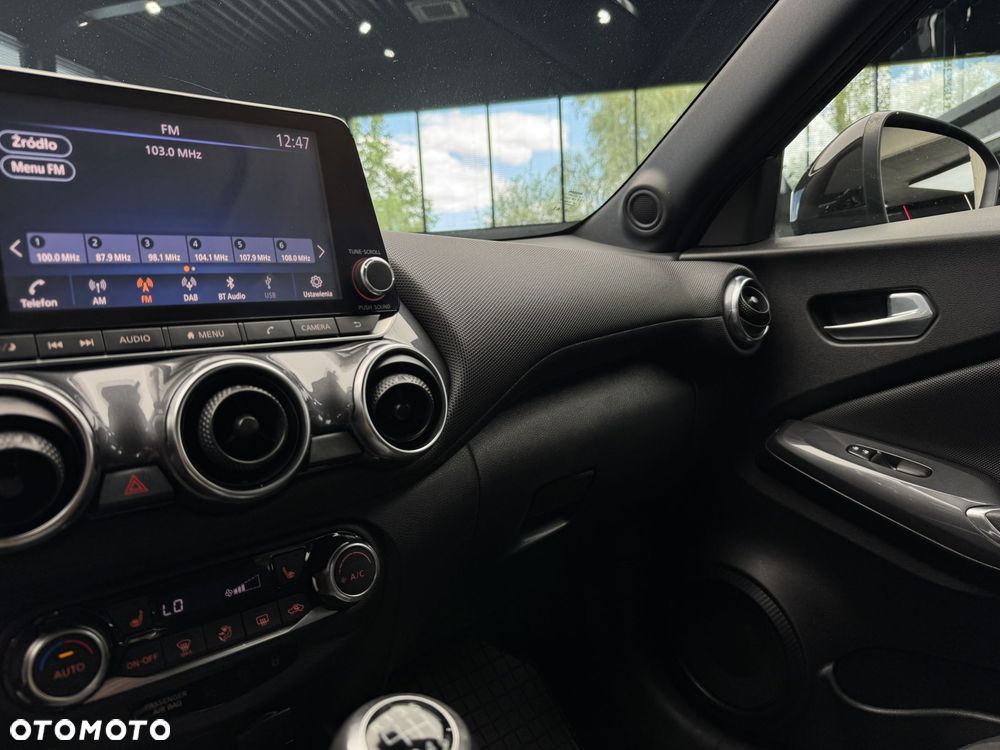 Nissan Juke 1.0 DIG-T Acenta - 32