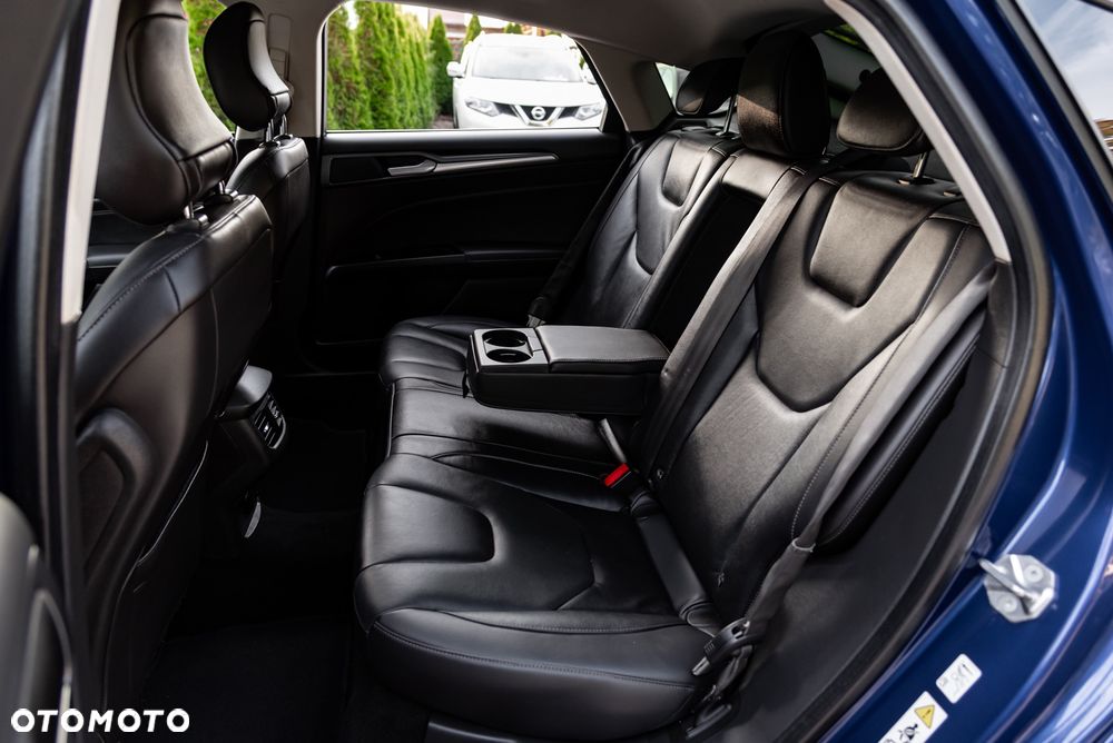 Ford Mondeo 2.0 EcoBoost ST-Line - 23