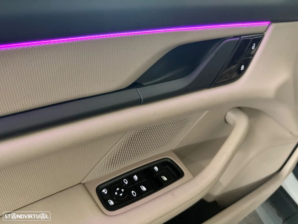 Porsche Taycan Standard - 21