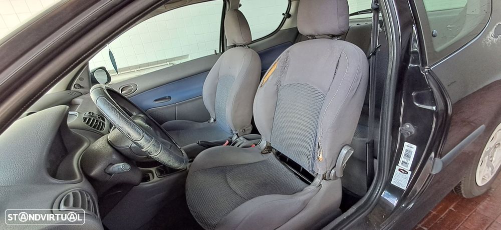 Peugeot 206 1.1 Color Line - 9