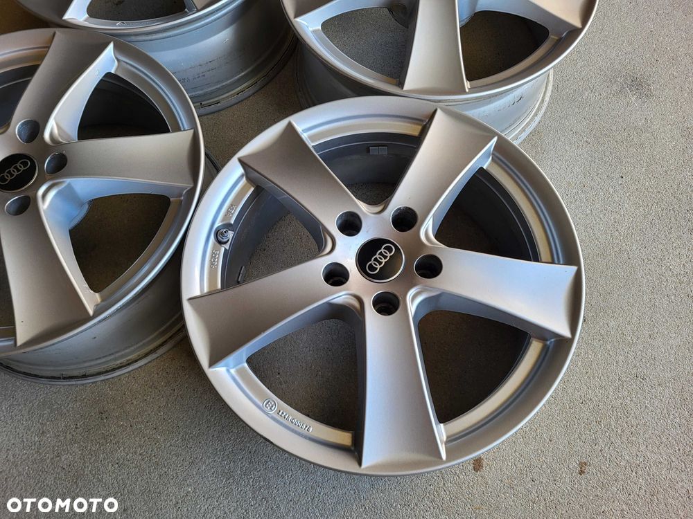 [944] Felgi aluminiowe 17 cali AUDI A3 A4 A6 7JX17H2 5X112 ET47 - 6