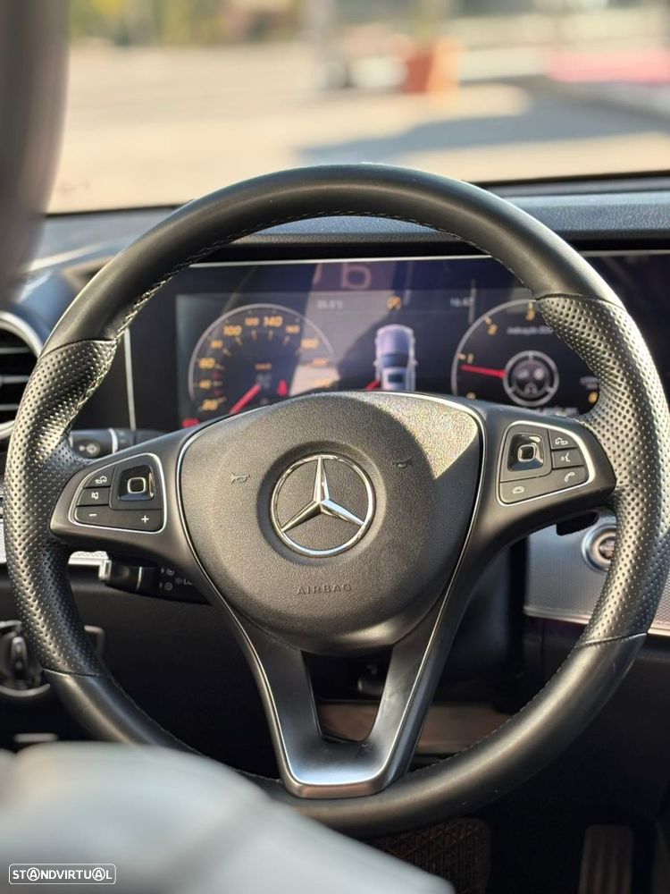 Mercedes-Benz E 220 d Avantgarde - 3