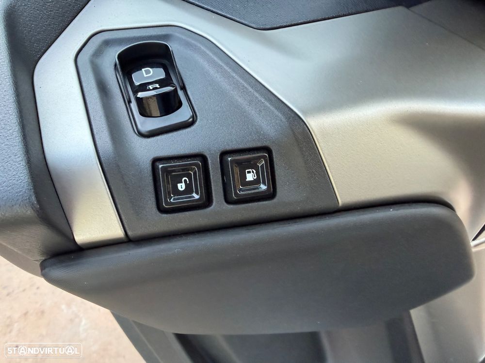 Piaggio MP3 - 5