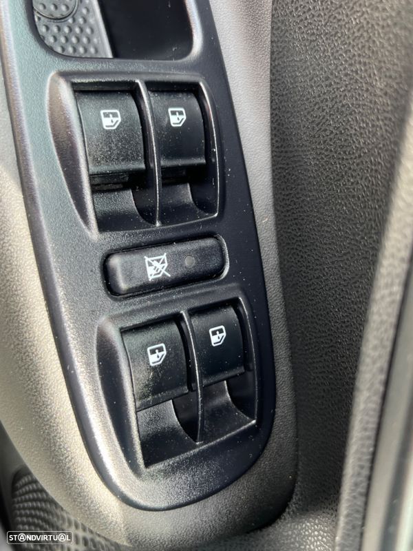 Fiat 500L 1.3 MJ City Cross S&S - 8