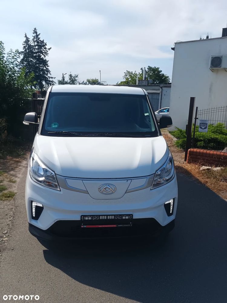 Maxus E-DELIVER 3 - 4