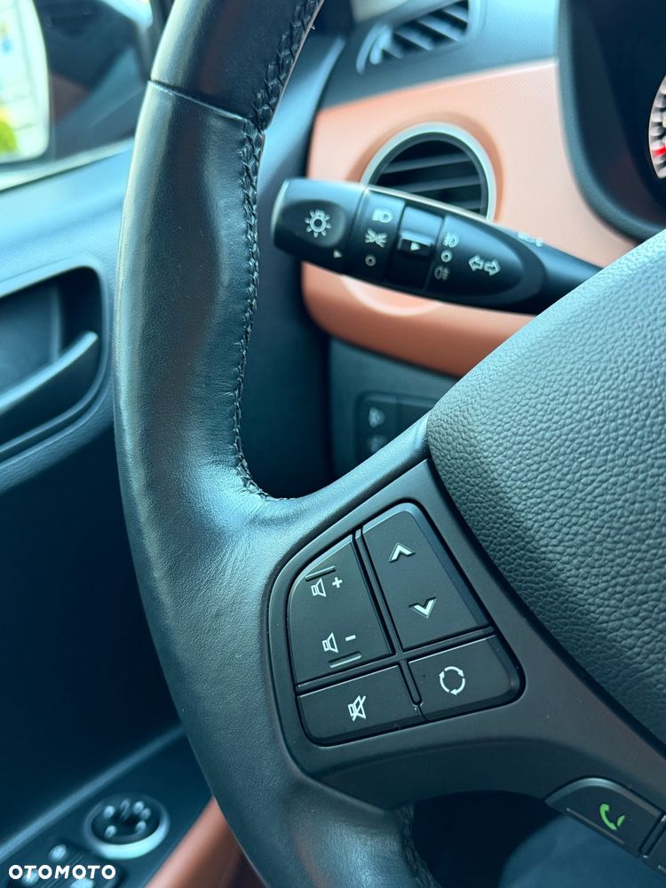 Hyundai i10 1.2 Passion - 22