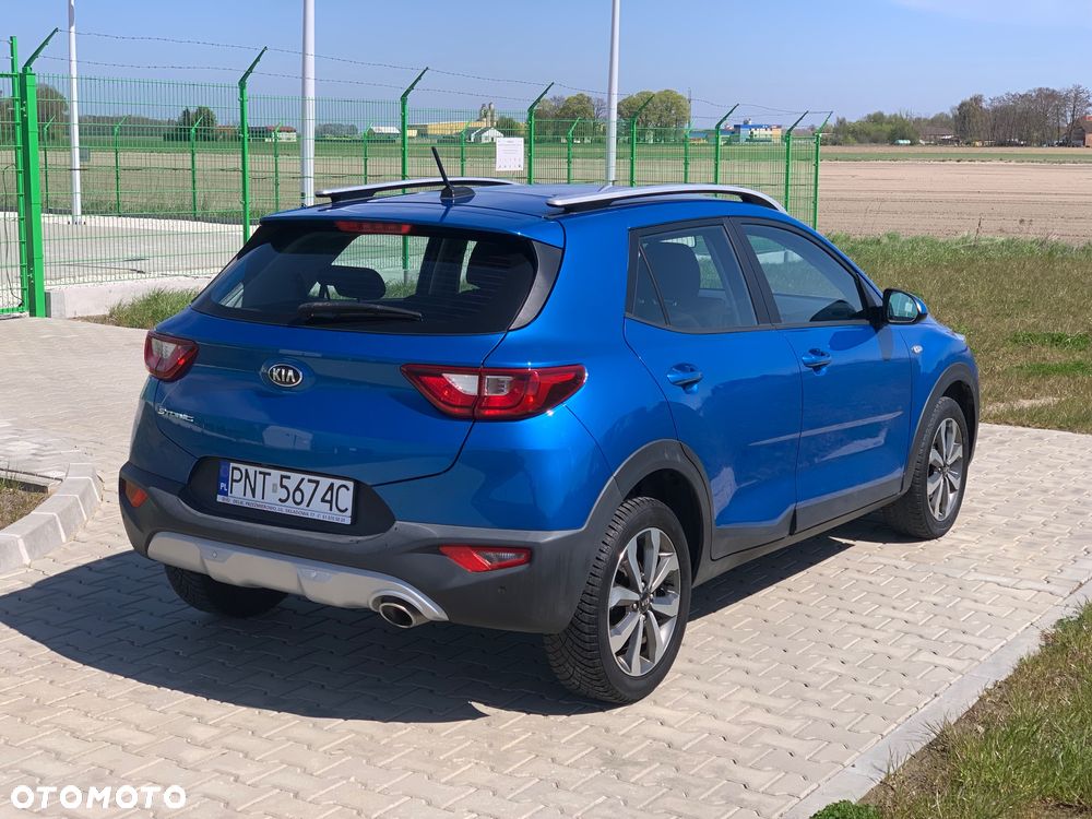 Kia Stonic - 6