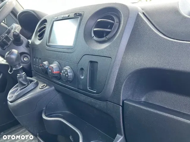Renault Master skrzynia z windą na bliźniakach 2,3 Dci 163 KM - 11