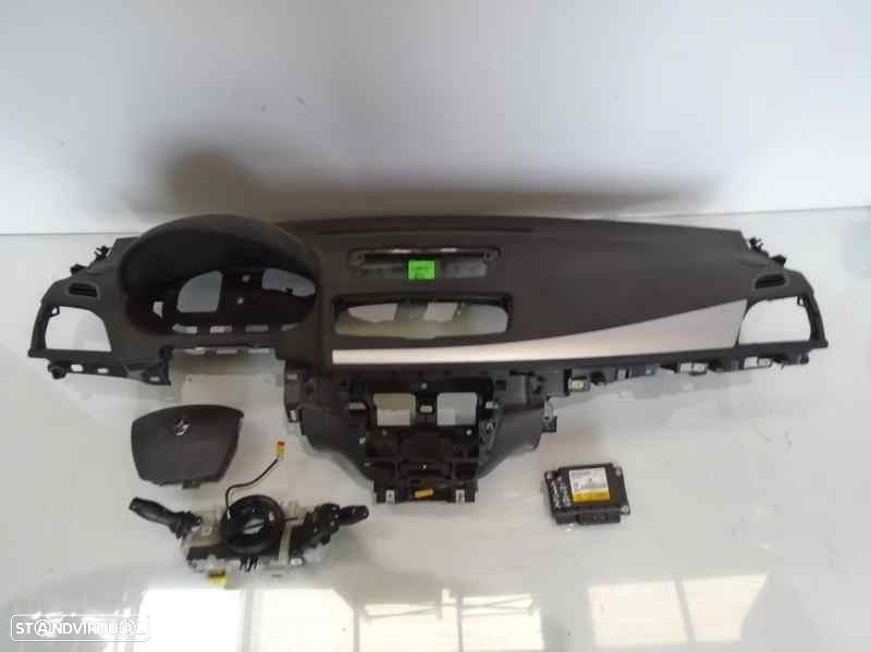 KIT AIRBAG RENAULT MEGANE III GRANDTOUR 2010 -681007196R - 2