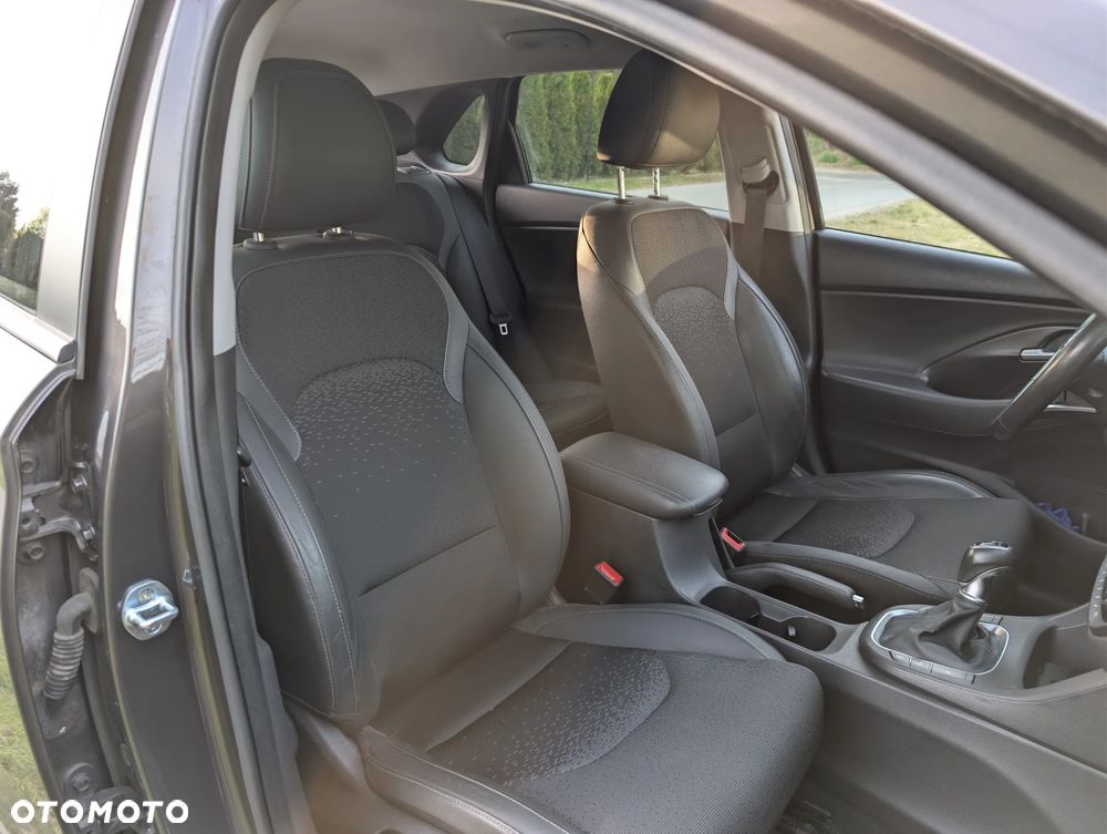 Hyundai i30 1.0 T-GDI Premium - 23