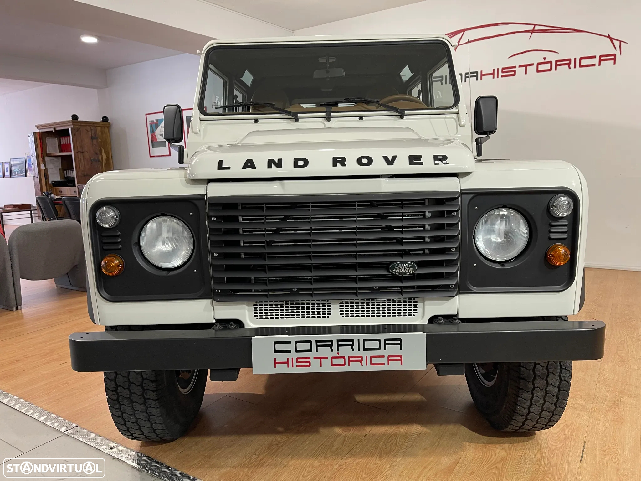 Land Rover Defender 110 CC 2.4 CRD SE - 46