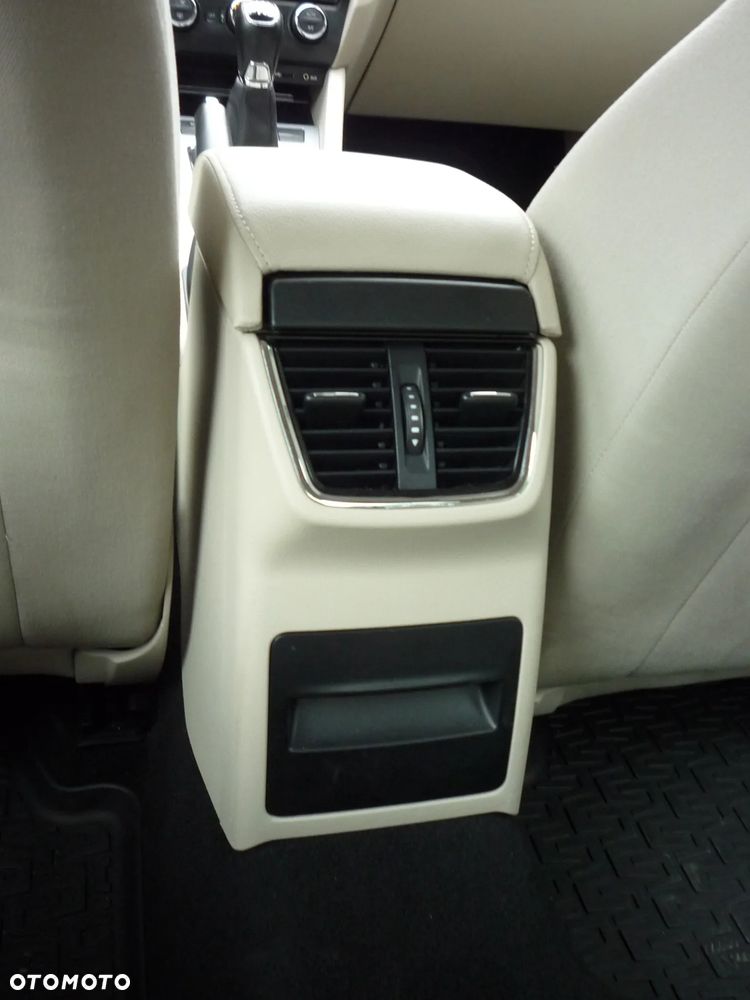 Skoda Octavia 2.0 TDI Elegance - 17