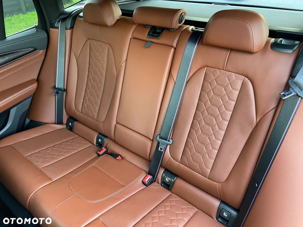 BMW X3 M Competition - 34