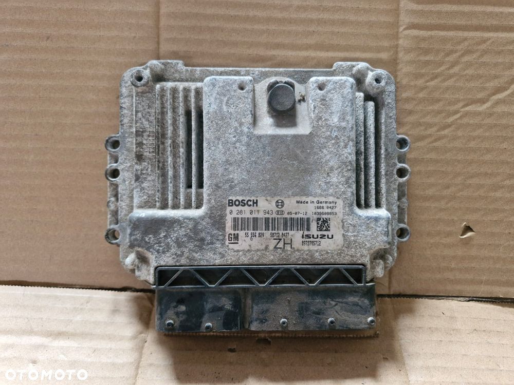 Sterownik silnika komputer Opel 1.7 CDTI 0281011943 55556829 ZH - 1