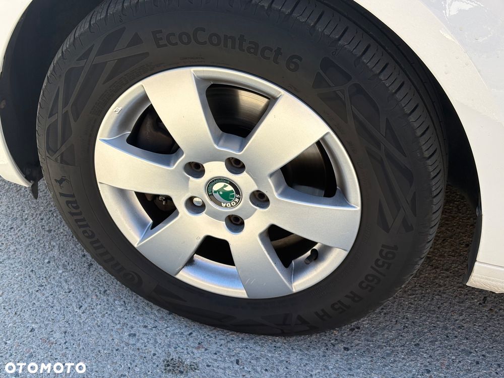 Skoda Octavia 1.6 TDI Edition - 8