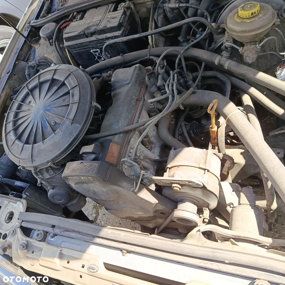 Audi 80 2.0 E - 6