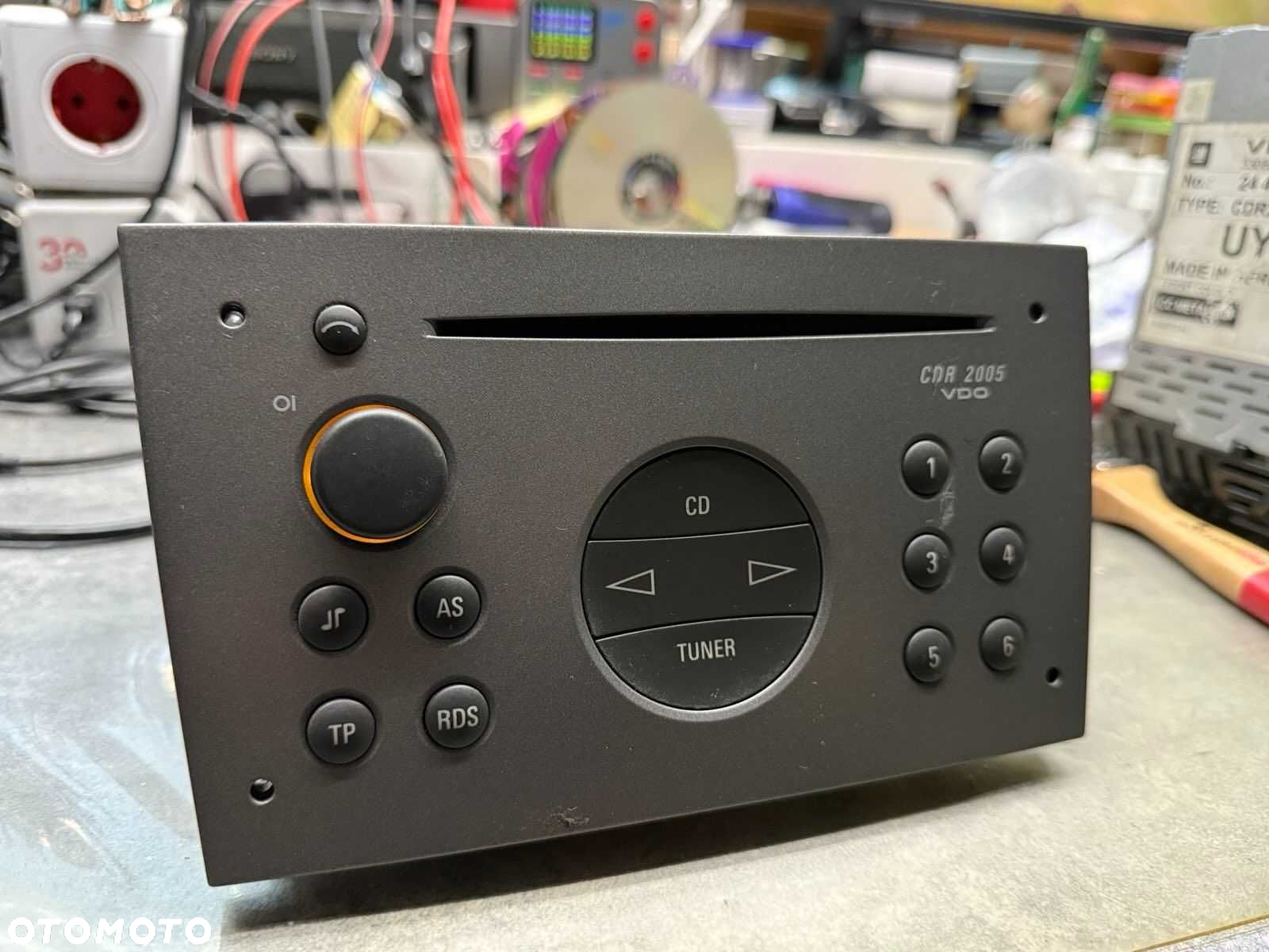Fabryczne Radio Opel CDR2005 VDO Meriva - 2